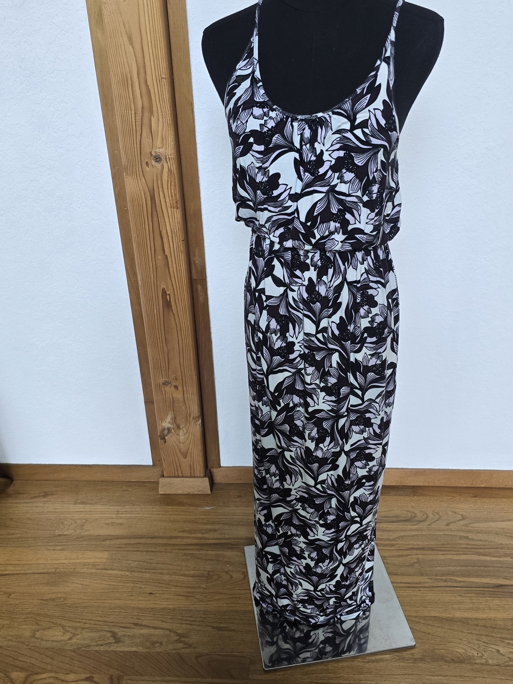 LOFT Black & White Floral Maxi Dress with Scoop Neck